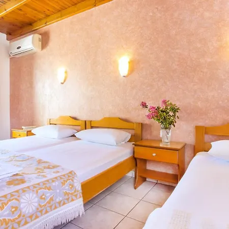 Отель Aithrion 1 Скала-Потамиас